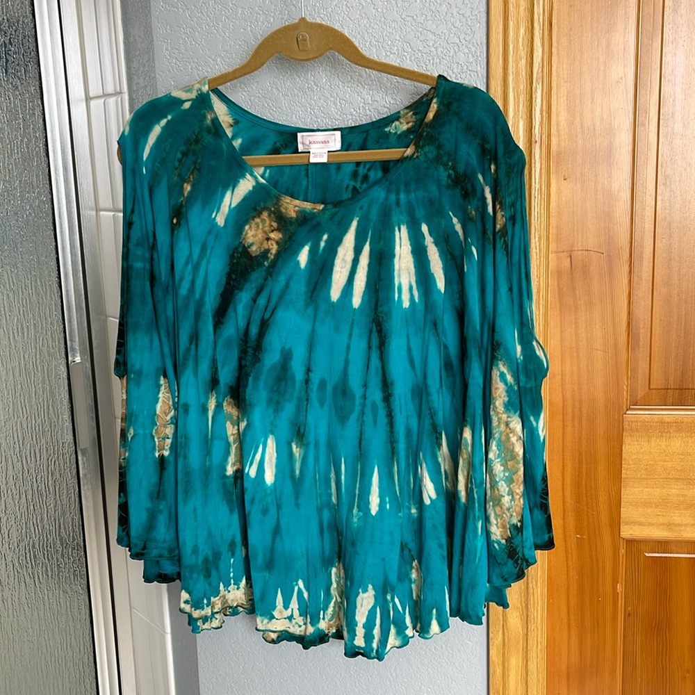 Cold Shoulder tie-dye poncho